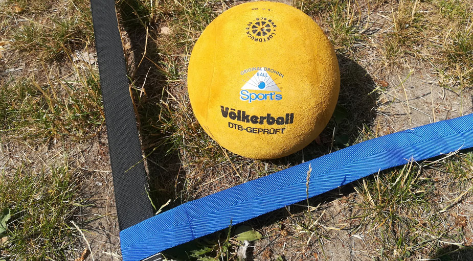 Völkerball, Abwurfball