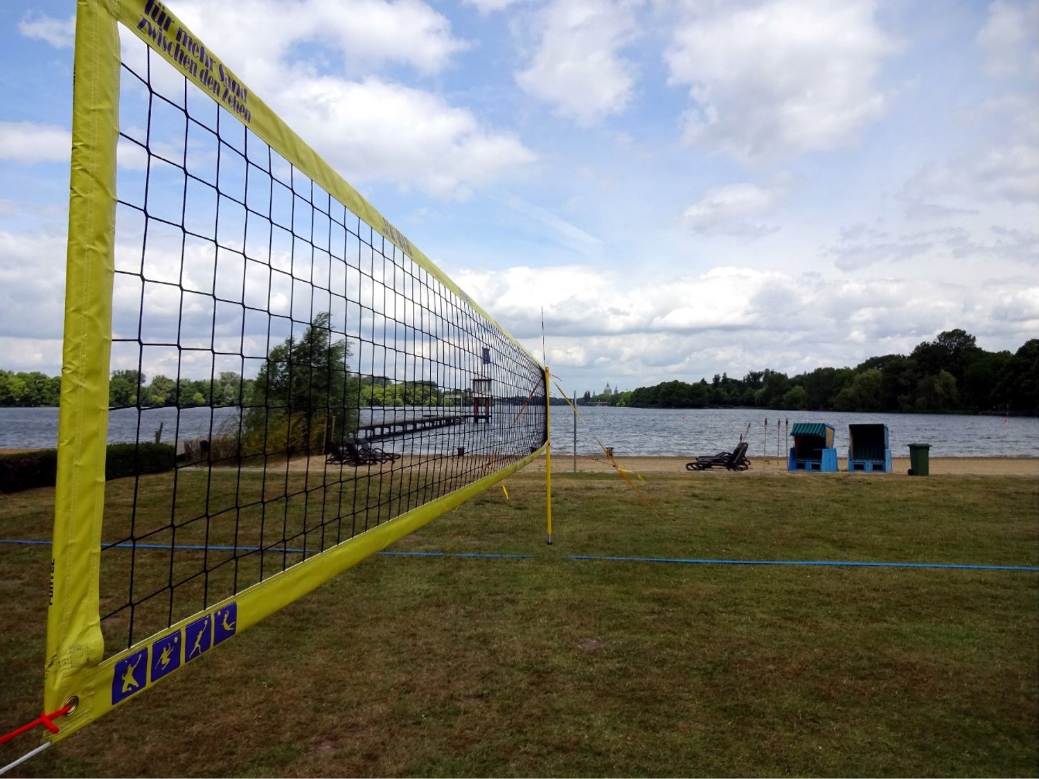 Volleyball am Maschsee in Hannover